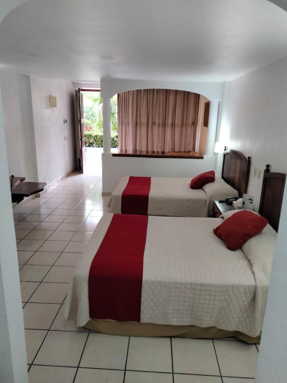 Hotel Boutique La Pergola Manzanillo Exterior photo